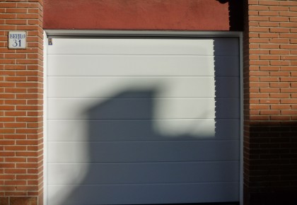 Puertas de garaje en Torrejón