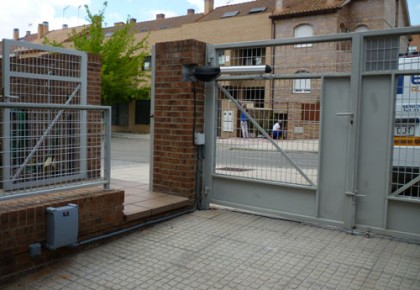 Puertas de garaje en Pinto