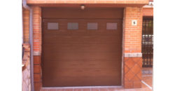 Puerta seccional en Collado Villalba